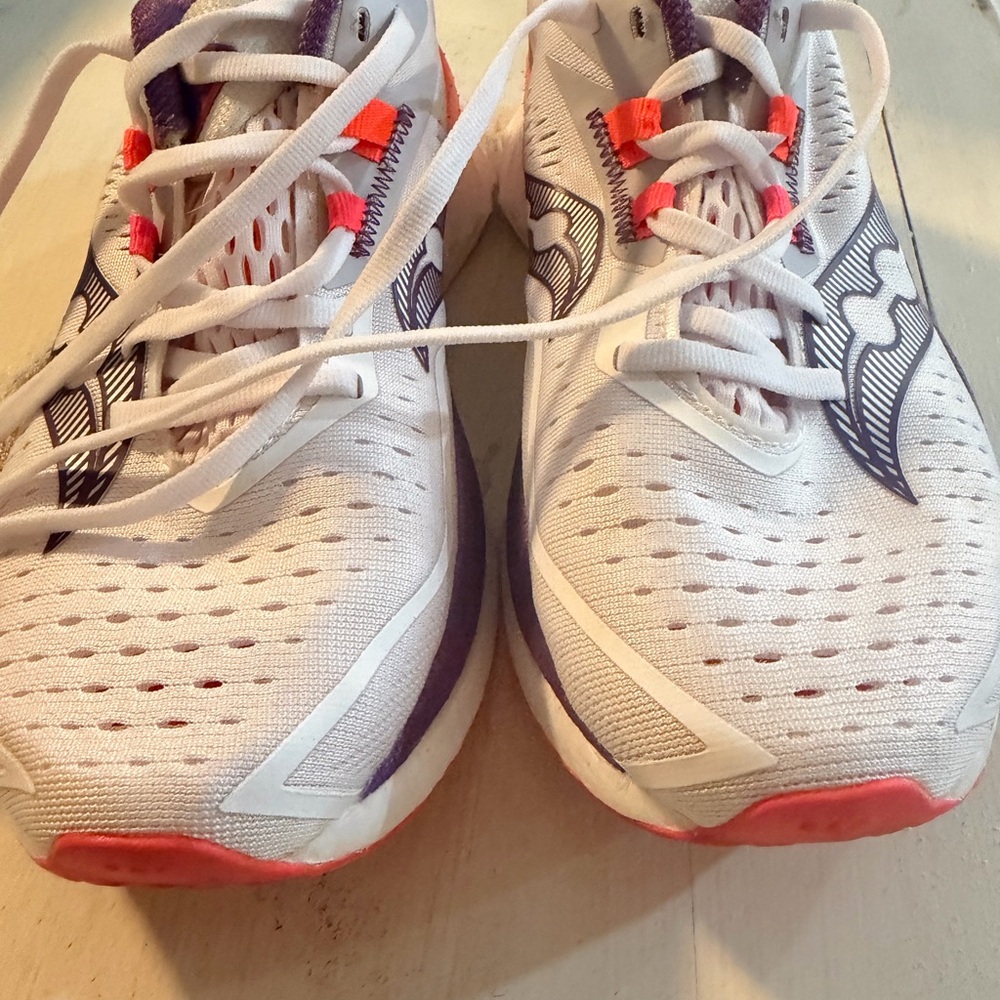 Saucony Endorphin Endorphin Speed - Picture 10 of 11